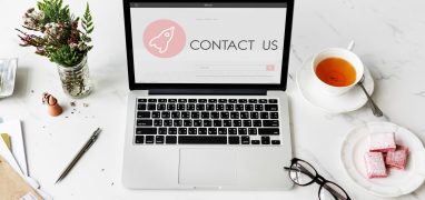 contact page on Shopify website